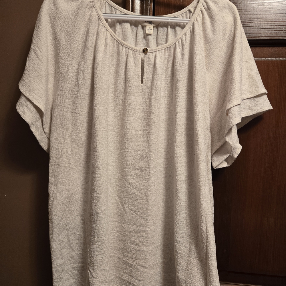 Terra & Sky Women's White Blouse
